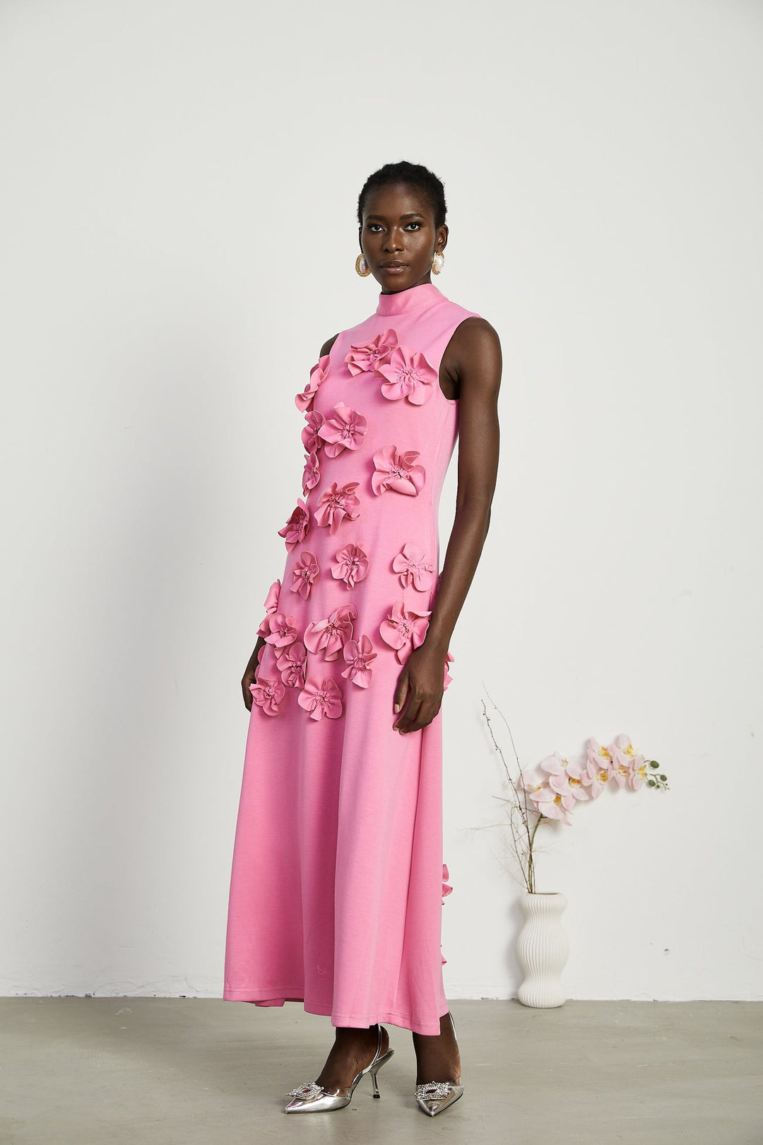 MAGALI BOW-TIE FAUX-FLOWER EMBELLISHED SLEEVELESS MAXI DRESS IN PINK