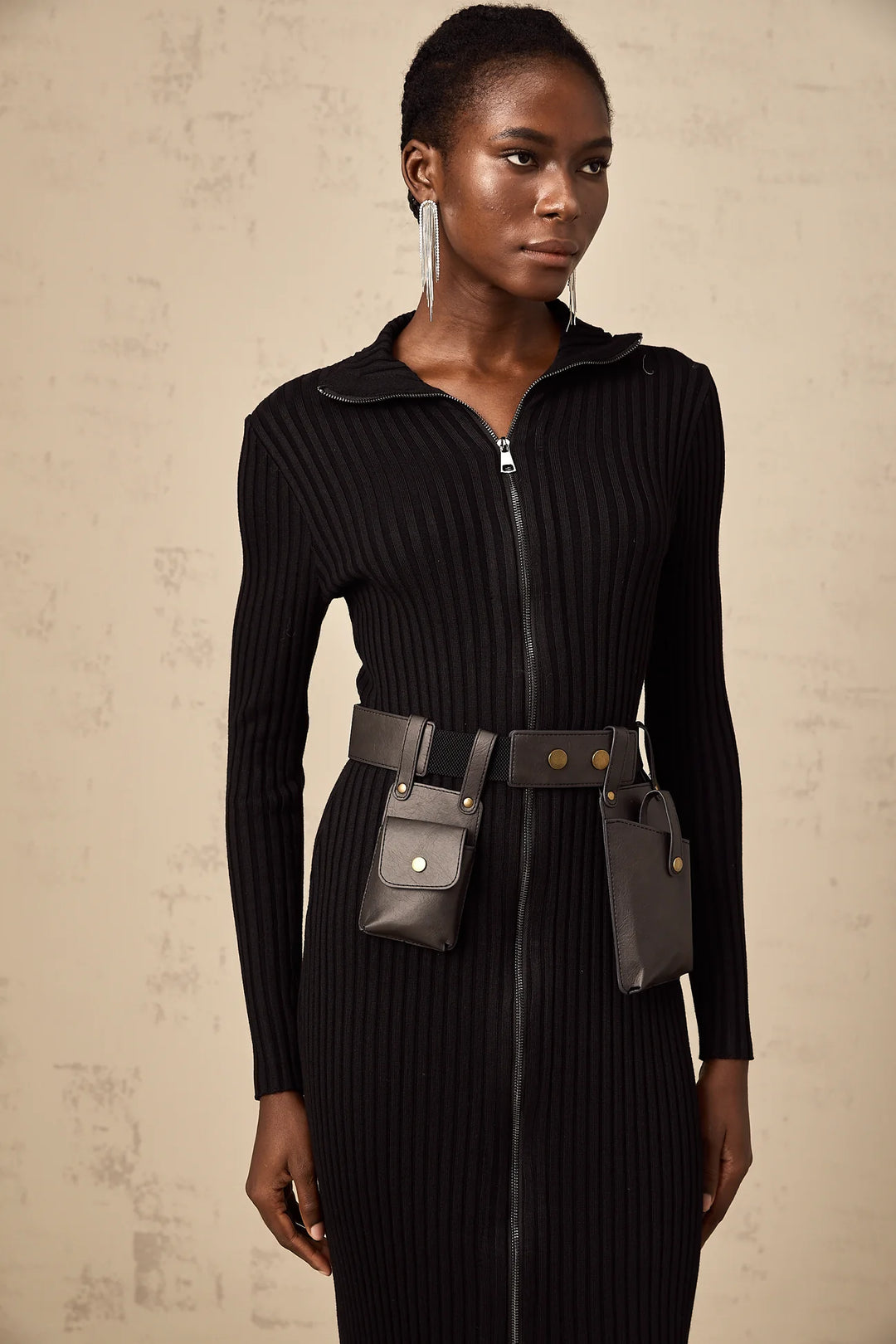 BLACK FRONT-ZIP BELTED KNIT MIDI DRESS